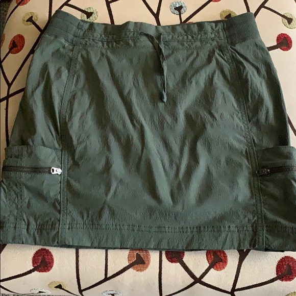 Athleta Dresses & Skirts - SALE‼️CUTE ATHLETA SKORT